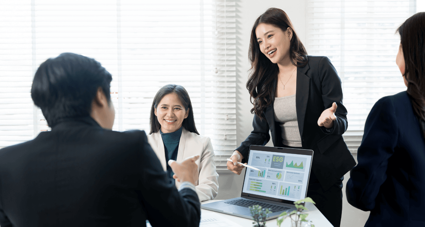 Payroll reports for HR and Finance: UK HMRC essentials and template design ideas